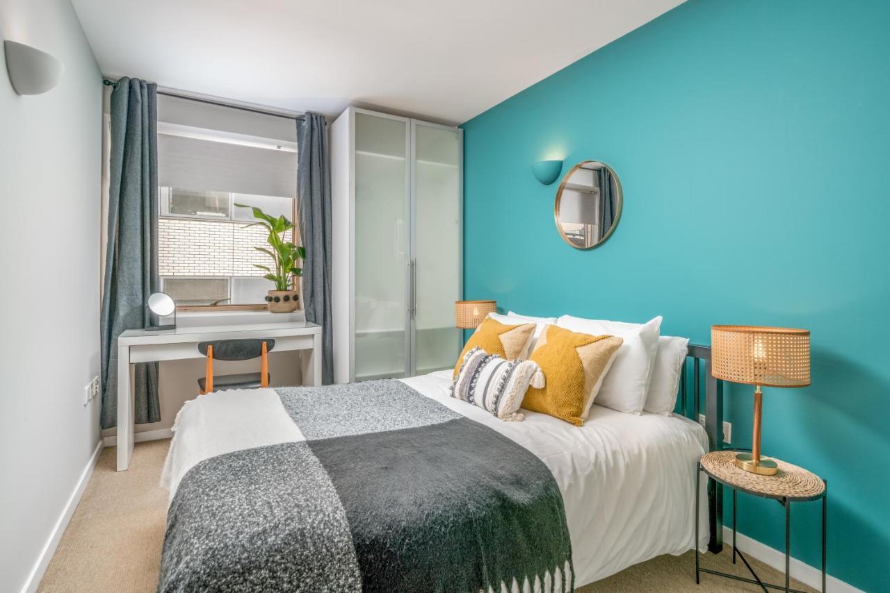 2 Bedroom Apartment With Park Views Shoreditch Londýn Exteriér fotografie