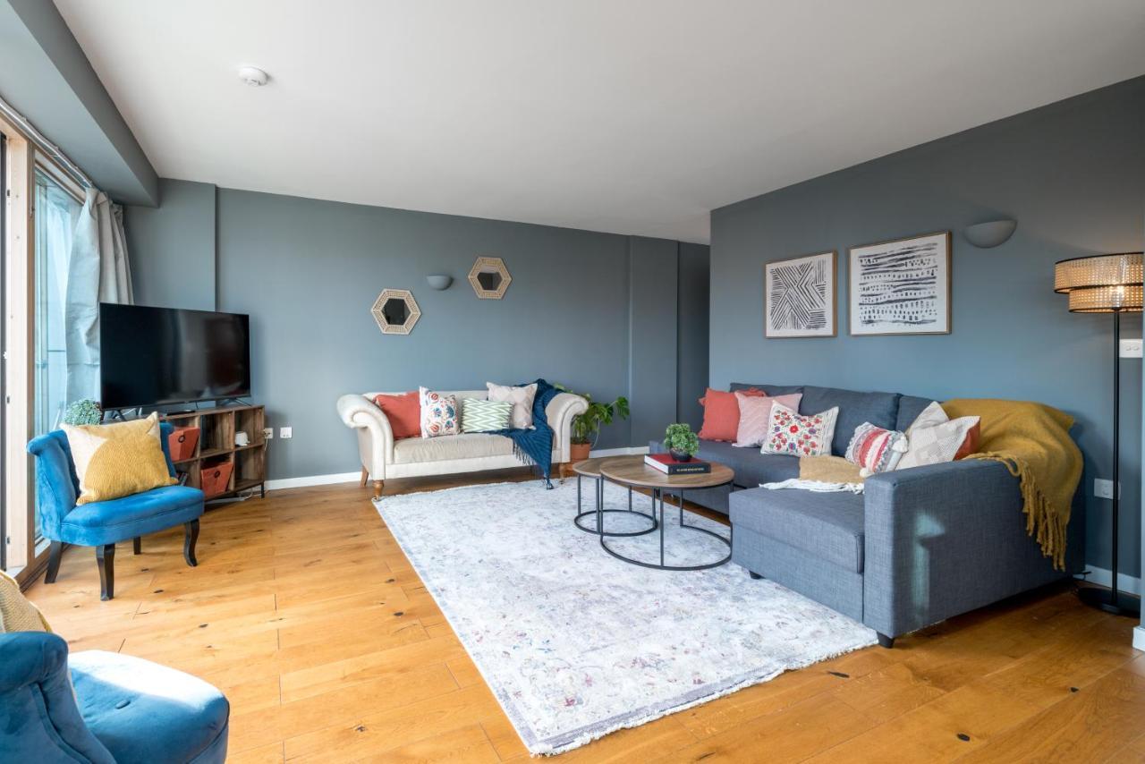 2 Bedroom Apartment With Park Views Shoreditch Londýn Exteriér fotografie