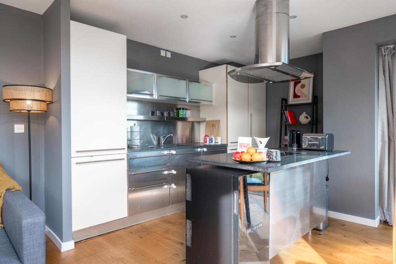 2 Bedroom Apartment With Park Views Shoreditch Londýn Exteriér fotografie